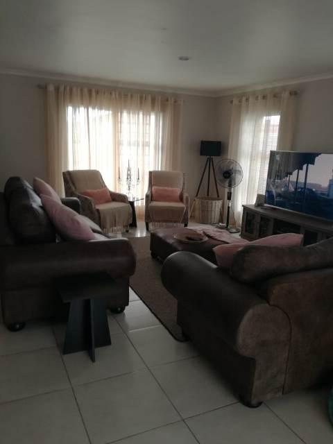 3 Bedroom Property for Sale in Protea Heights Western Cape